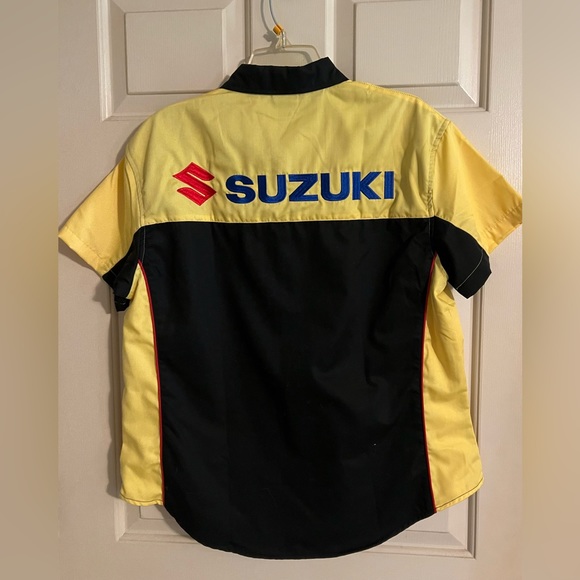 Suzuki Racing Pit Shirt - Picture 2 of 3